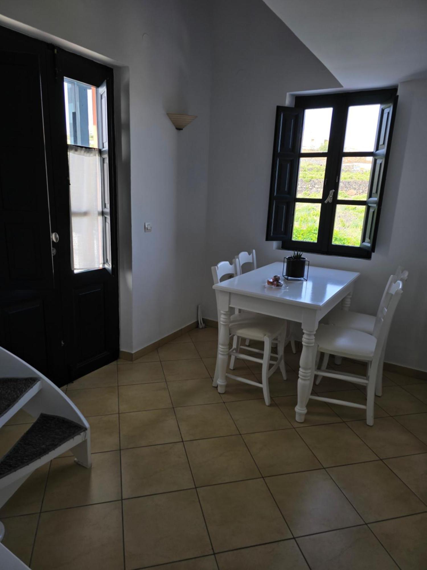 Anthonas Apartments Imerovigli  Luaran gambar