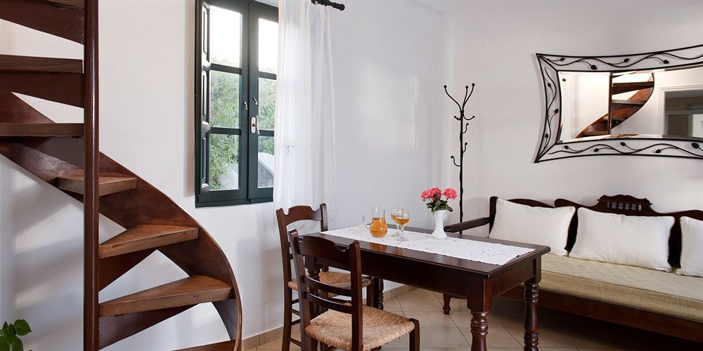 Anthonas Apartments Imerovigli  Luaran gambar